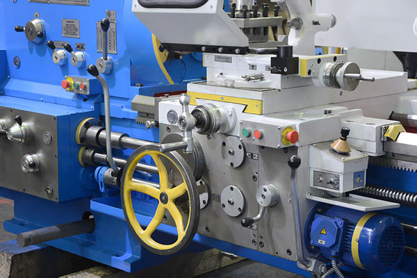 суппорт станка 1М63Н